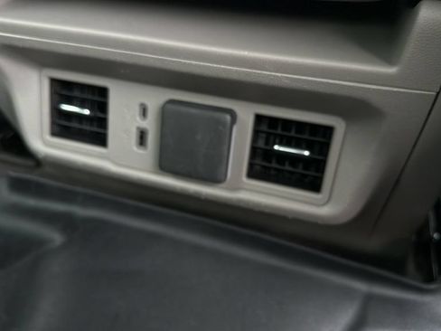 Used 2025 Chevrolet Silverado 2500 LT w/ Safety Package AWD/4WD image 16