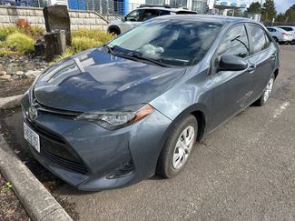 Used 2018 Toyota Corolla LE image 1