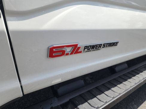 New 2025 Ford F350 Lariat w/ Lariat Ultimate Package image 11