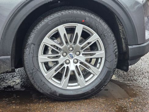 New 2026 Ford Explorer Active w/ Active Comfort Package image 30