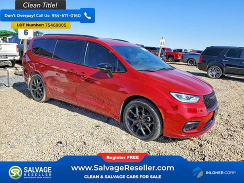 Used 2024 Chrysler Pacifica Touring-L w/ Uconnect Theater Family Group image 5