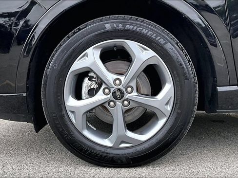 Used 2023 Ford Escape ST-Line w/ Tech Pack #1 AWD/4WD image 9