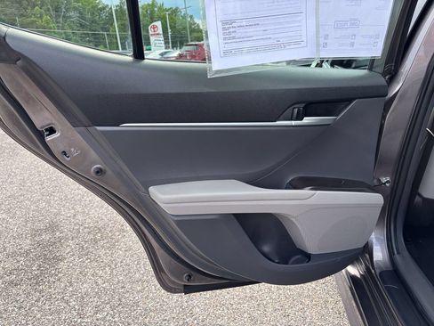 Used 2024 Toyota Camry SE FWD image 43