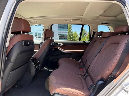 New 2027 BMW X7 xDrive40i AWD/4WD image 15