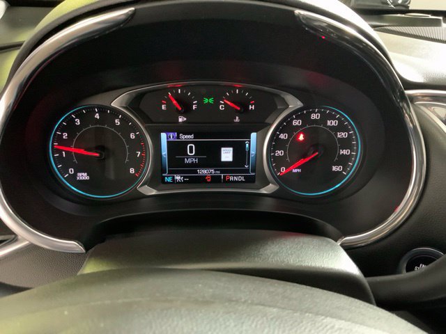 Used 2017 Chevrolet Malibu Premier w/ Premier Sun and Wheel Package FWD image 23
