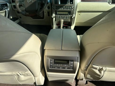 Used 2012 Lexus GX 460 w/ Comfort Plus Pkg AWD/4WD image 30