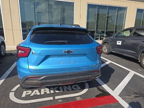 Used 2025 Chevrolet Trax ACTIV w/ Driver Confidence Package FWD image 14