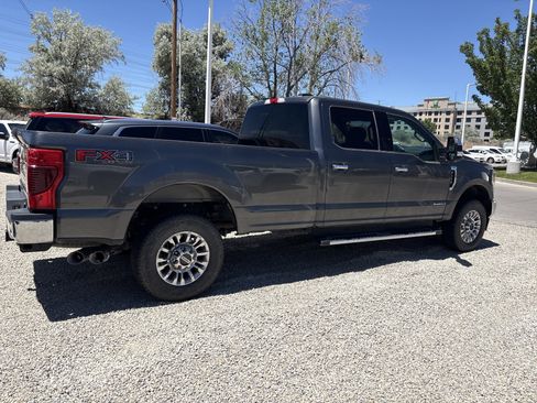 Used 2020 Ford F350 XLT w/ XLT Premium Package AWD/4WD image 3