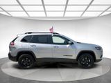 Used 2021 Jeep Cherokee Latitude Plus image 6