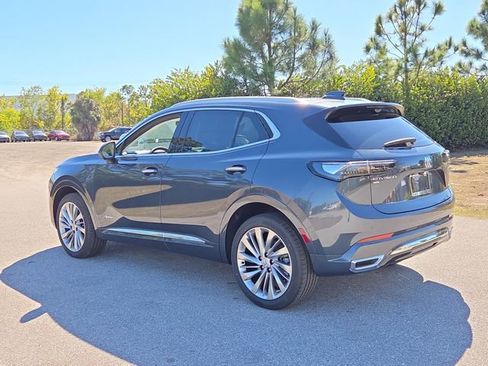 New 2026 Buick Envision Avenir image 3
