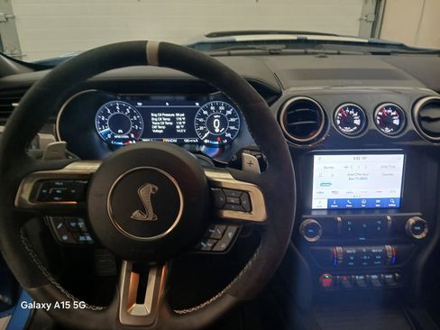 Used 2020 Ford Mustang Shelby GT500 w/ Carbon Fiber Track Pack image 18