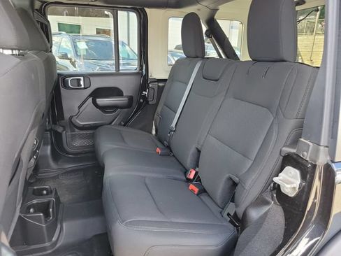Used 2021 Jeep Wrangler Unlimited Sport AWD/4WD image 22