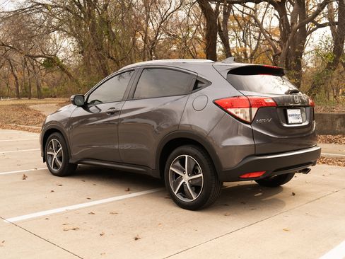 Certified 2022 Honda HR-V EX image 7