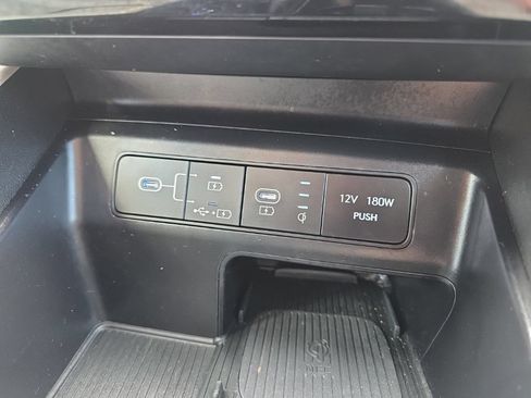 Used 2025 Hyundai Tucson SEL AWD/4WD image 16