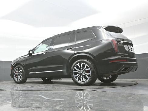 Certified 2023 Cadillac XT6 Sport w/ Technology Package AWD/4WD image 27