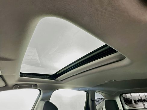 Used 2020 Honda CR-V Touring image 26