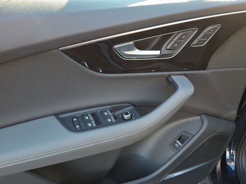 Used 2025 Audi Q7 2.0T Premium Plus w/ Premium Plus Package image 12