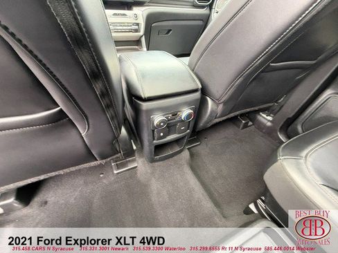 Used 2021 Ford Explorer XLT w/ Equipment Group 202A AWD/4WD image 17