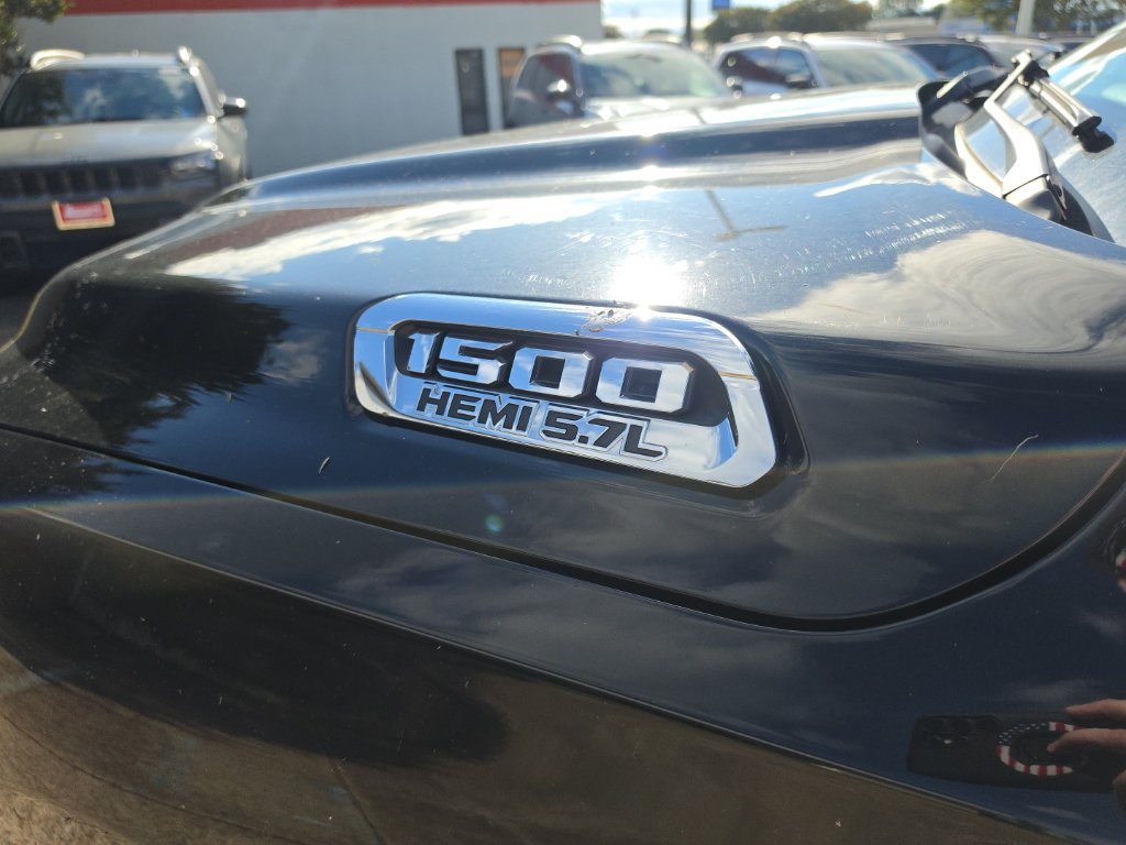Used 2019 RAM 1500 Tradesman AWD/4WD image 25
