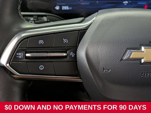 Used 2025 Chevrolet Equinox LT FWD image 19