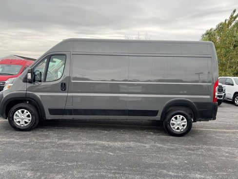Used 2025 RAM ProMaster 2500 w/ Quick Order Package 22G SLT image 2
