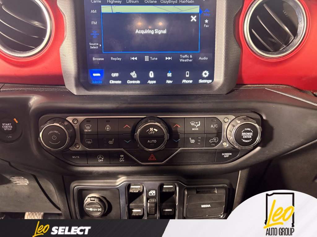 Used 2020 Jeep Gladiator Rubicon w/ Dual Top Group AWD/4WD image 16