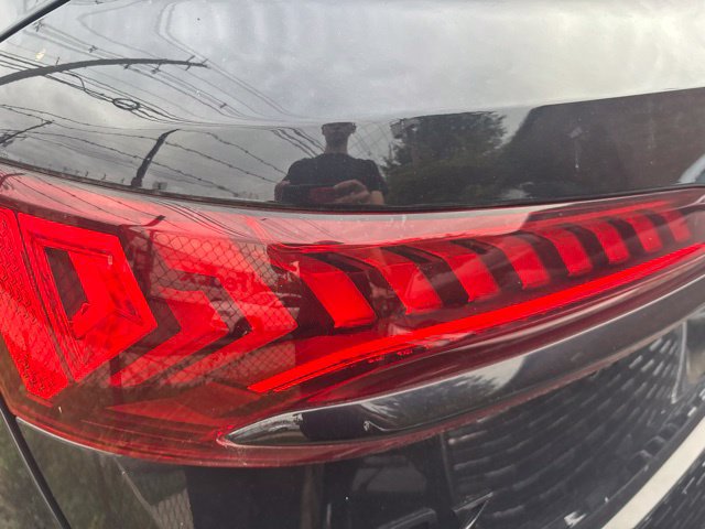 Used 2023 Audi Q7 2.0T Premium Plus w/ Premium Plus Package AWD/4WD image 6