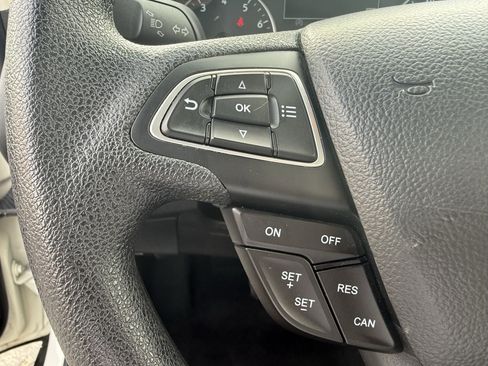 Used 2021 Ford EcoSport SE w/ SE Convenience Package image 18