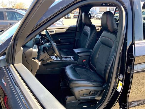 Used 2022 Ford Explorer ST-Line AWD/4WD image 8