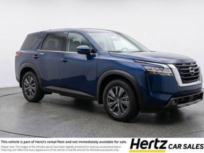Used 2025 Nissan Pathfinder SV
