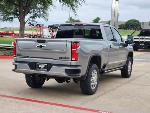 New 2026 Chevrolet Silverado 2500 High Country w/ High Country Premium Package AWD/4WD image 15