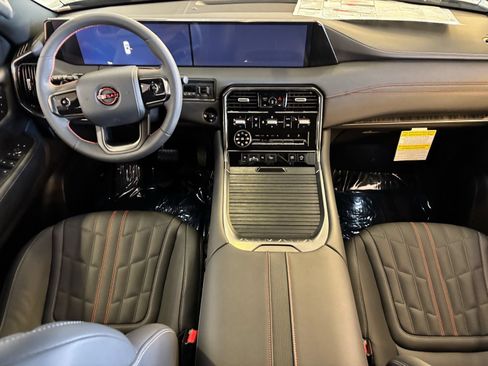 New 2026 Nissan Armada PRO-4X AWD/4WD image 10