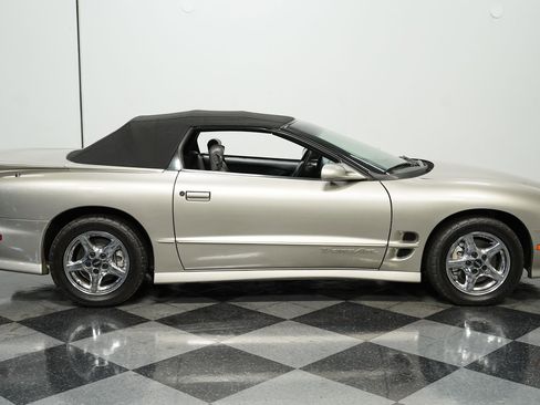 Used 1999 Pontiac Firebird Trans Am image 12