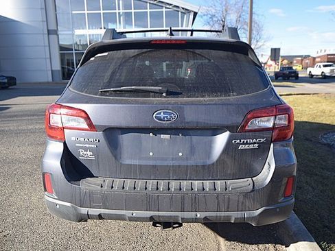 Used 2017 Subaru Outback 2.5i Limited image 8