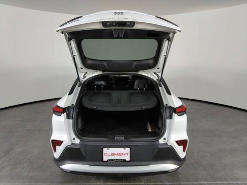 Used 2025 Buick Envista Preferred image 10