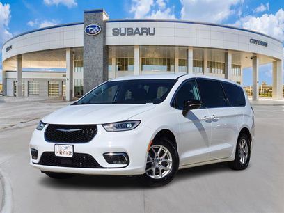 Used 2024 Chrysler Pacifica Touring-L