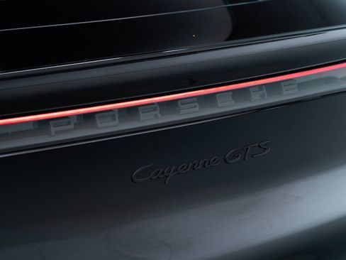 Used 2023 Porsche Cayenne GTS image 13