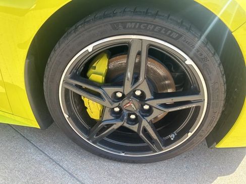 Used 2024 Chevrolet Corvette Stingray w/ Z51 Performance Package image 13