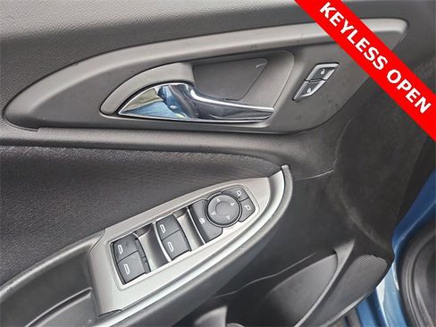 Certified 2025 Chevrolet Malibu RS image 22