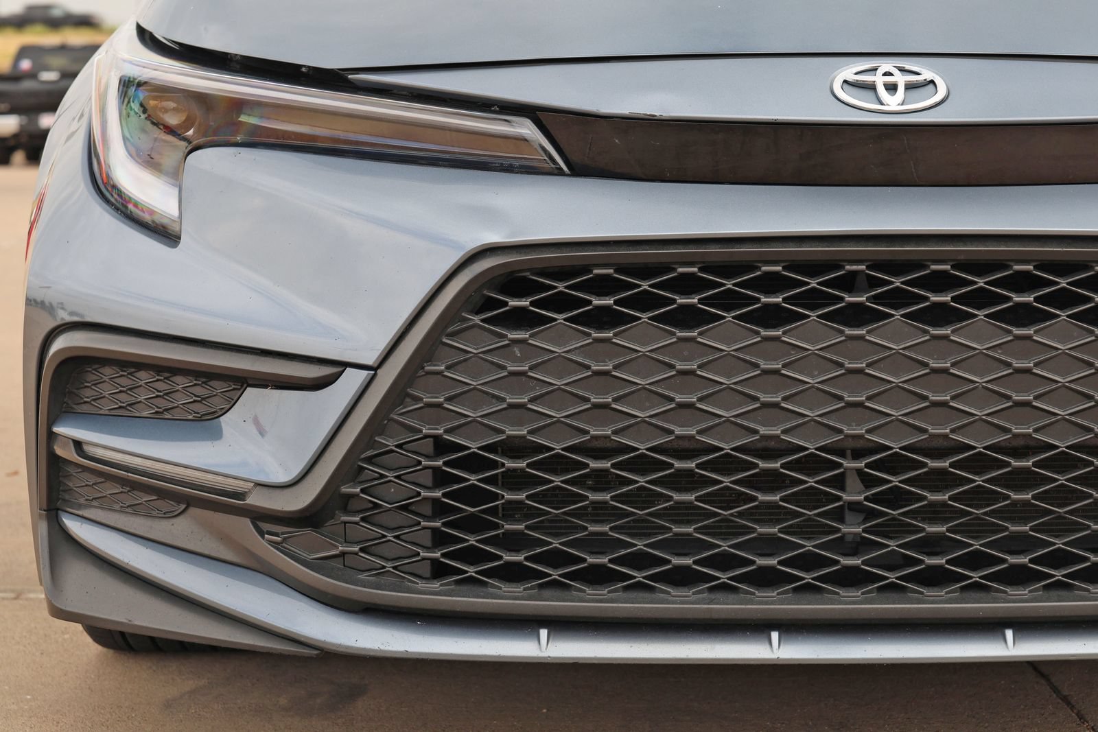 Used 2025 Toyota Corolla SE FWD image 8