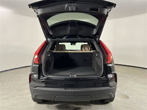 Certified 2024 Cadillac XT4 Luxury w/ Cold Weather Package image 26