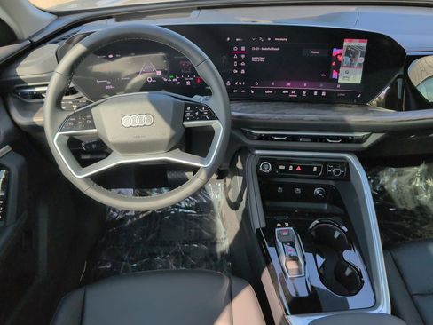 New 2025 Audi Q5 Premium Plus image 13