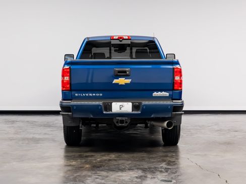 Used 2017 Chevrolet Silverado 2500 High Country w/ Duramax Plus Package AWD/4WD image 14
