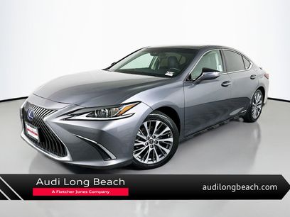 Used 2021 Lexus ES 300h w/ Luxury Package
