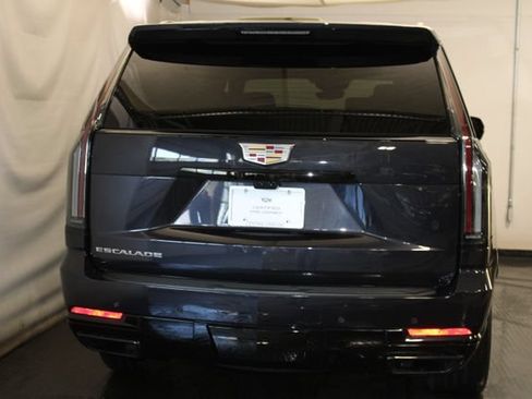Certified 2025 Cadillac Escalade Sport w/ Touring Package AWD/4WD image 6