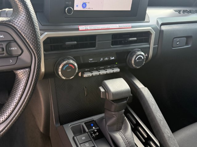 Used 2026 Toyota Tacoma SR5 AWD/4WD image 22