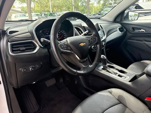 Used 2021 Chevrolet Equinox Premier FWD image 17