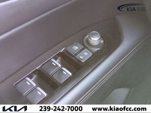 Used 2023 MAZDA CX-5 AWD 2.5 S w/ Premium Package image 24