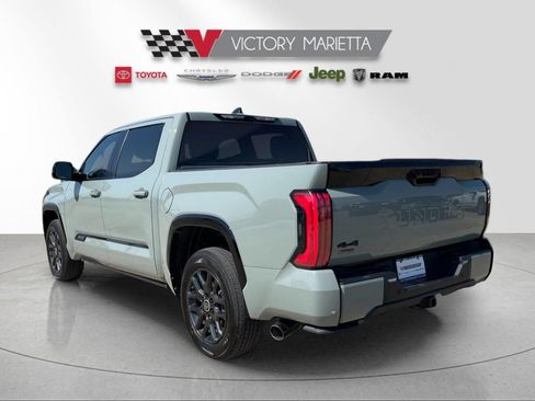 Used 2024 Toyota Tundra Platinum AWD/4WD image 3