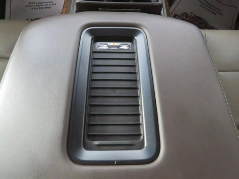 Used 2020 Chevrolet Tahoe Premier AWD/4WD image 27